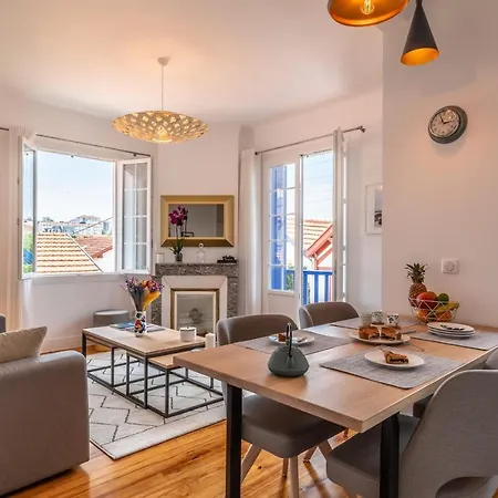 Superbe Appartement Plein De Charme A 5Min De La Plage Biarritz Exterior photo